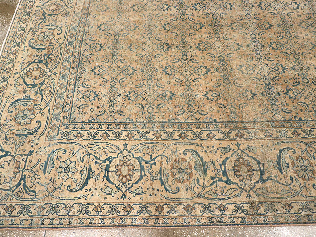 Antique Persian Tabriz Carpet, No.17171 - Gss