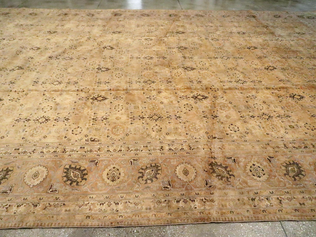 Antique Persian Tabriz Carpet, No.17178 - Gss