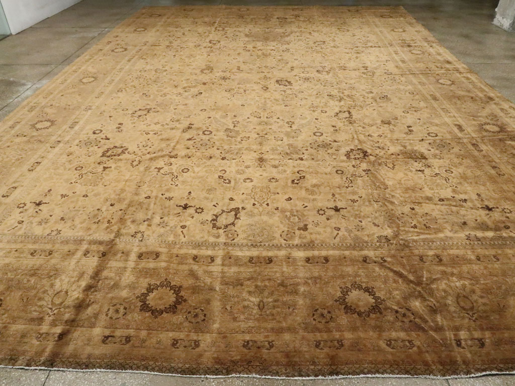 Antique Persian Tabriz Carpet, No.17179 - Gss
