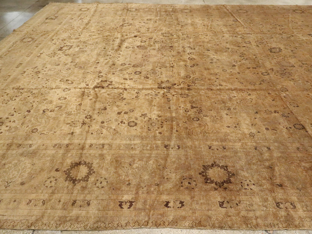 Antique Persian Tabriz Carpet, No.17179 - Gss