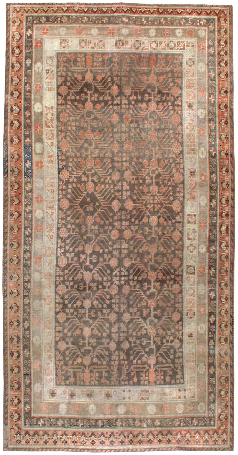 Antique East Turkestan Khotan Gallery Carpet, No.17196 - Gss