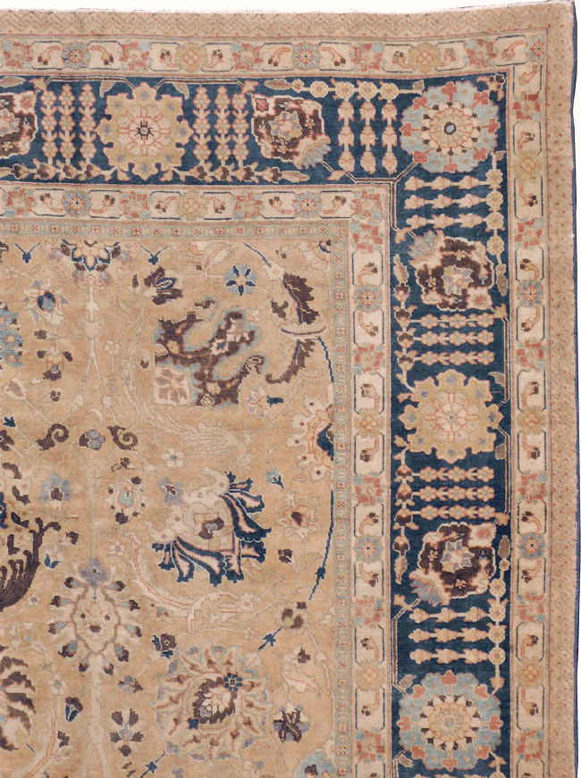 Antique Persian Tabriz Carpet, No.17211 - Gss