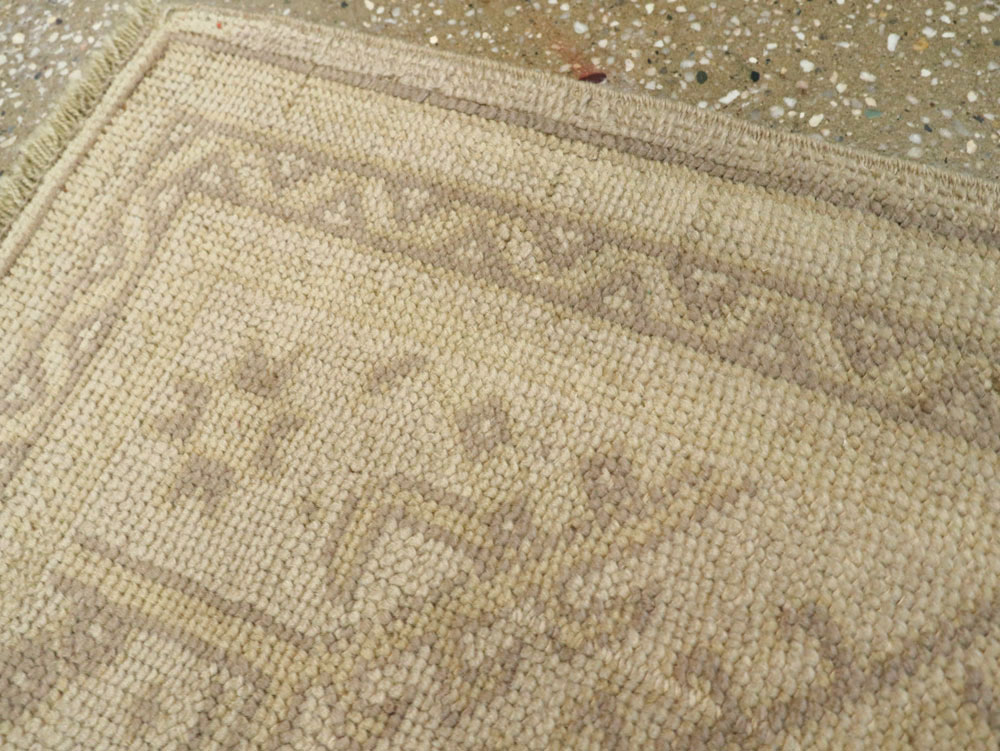 Antique Turkish Oushak Rug, No.17227 - Gss