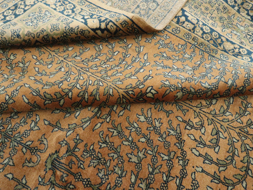 Vintage Indian Lahore Carpet, No.17253 - Gss