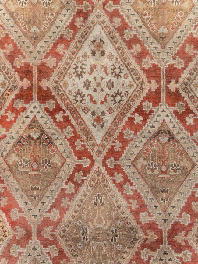 Vintage Indian Lahore Room Size Carpet, No.17256 - Gss