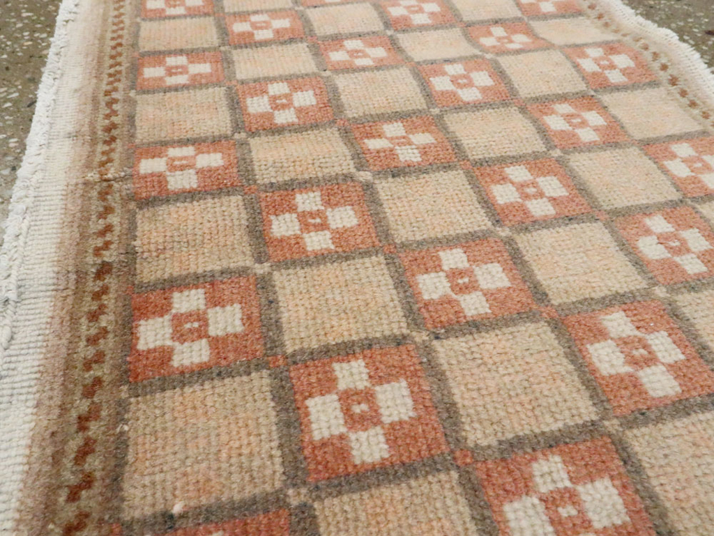 Antique Turkish Sivas Rug, No.17337 - Gss