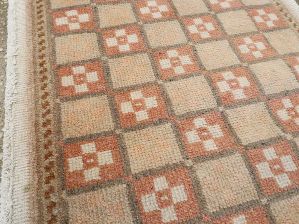 Antique Turkish Sivas Rug, No.17337 - Gss