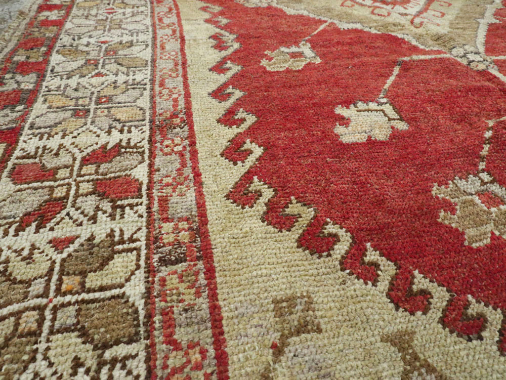 Antique Oushak Carpet, No.17376 - Gss