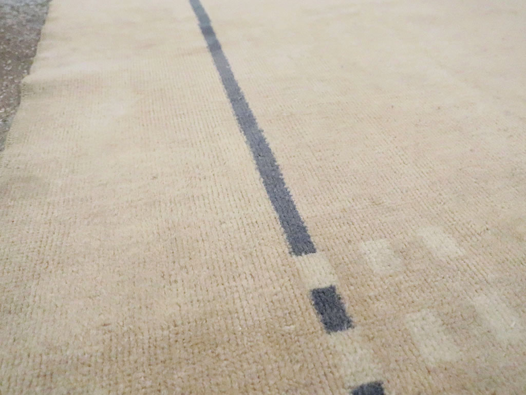 Vintage Turkish Anatolian Modernist Rug, No.17430 - Gss