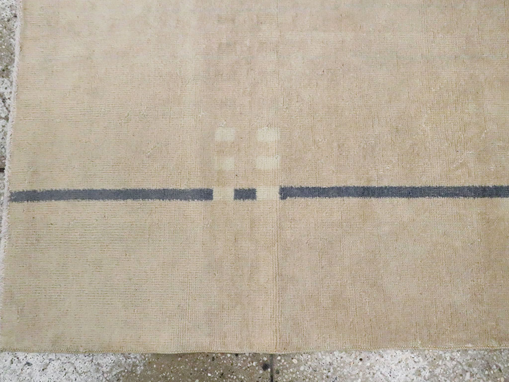 Vintage Turkish Anatolian Modernist Rug, No.17430 - Gss