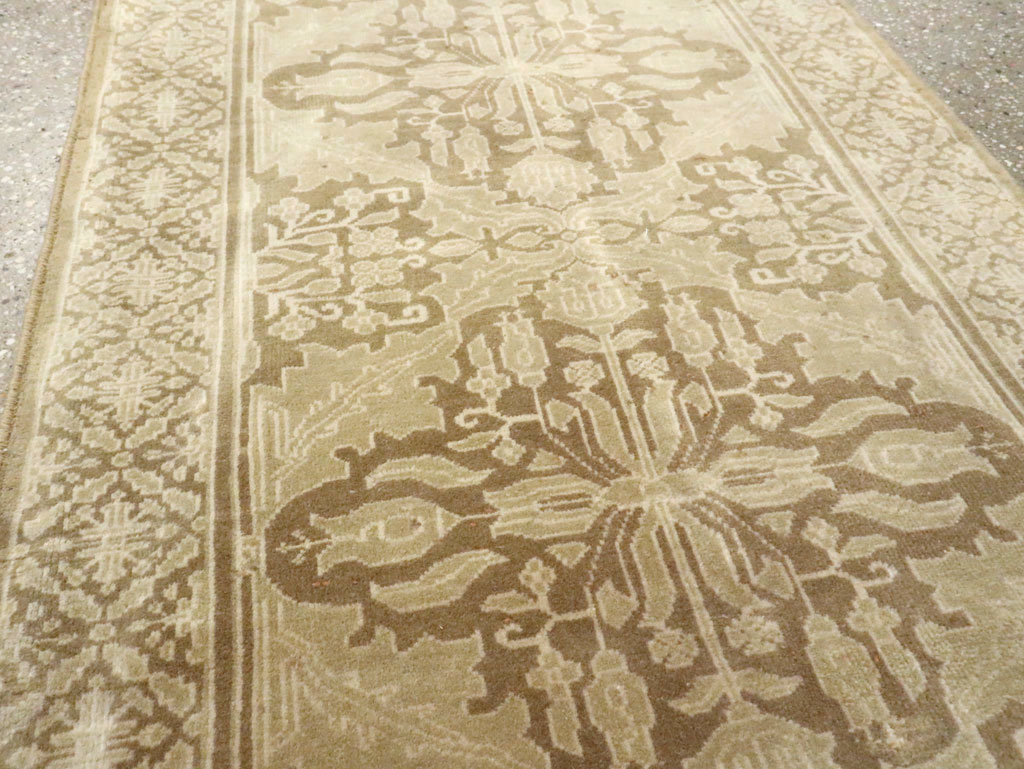 Vintage Indian Lahore Runner, No.17465 - Gss