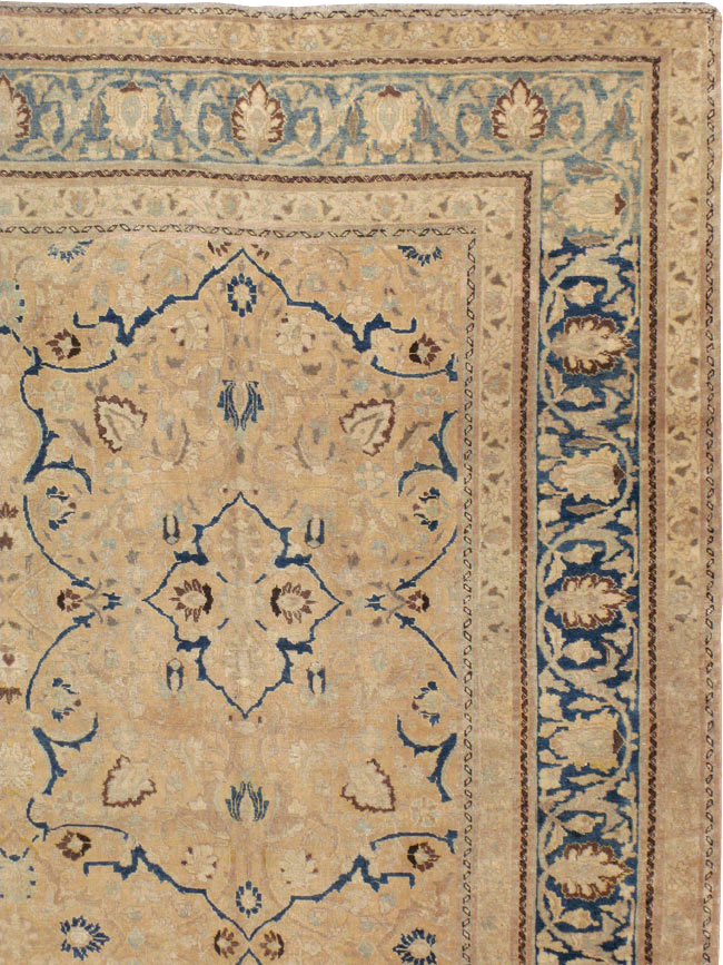 Antique Persian Tabriz Carpet, No.17479 - Gss