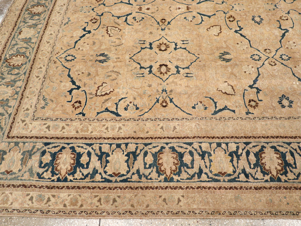 Antique Persian Tabriz Carpet, No.17479 - Gss