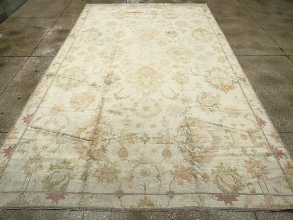 Antique Turkish Oushak Carpet, No.17490 - Gss