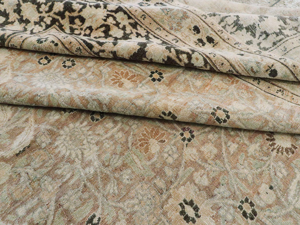 ANtique Persian Mashad Carpet, No.17550 - Gss