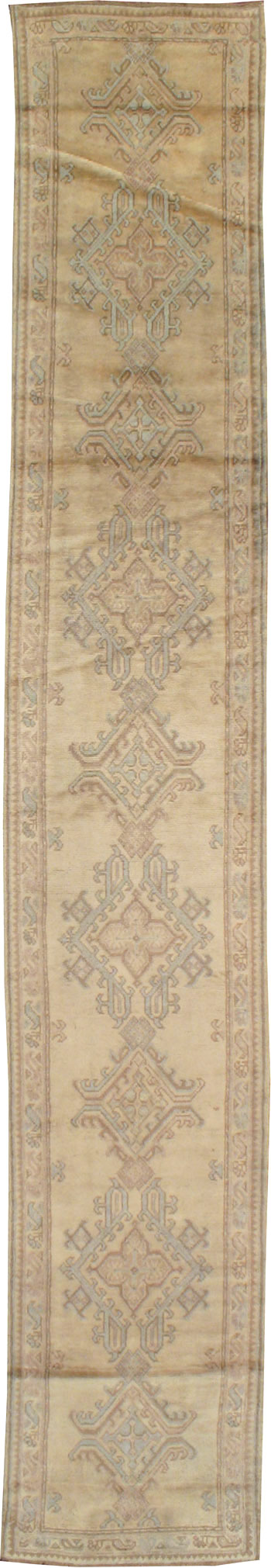 Antique Turkish Oushak Runner, No.17555 - Gss