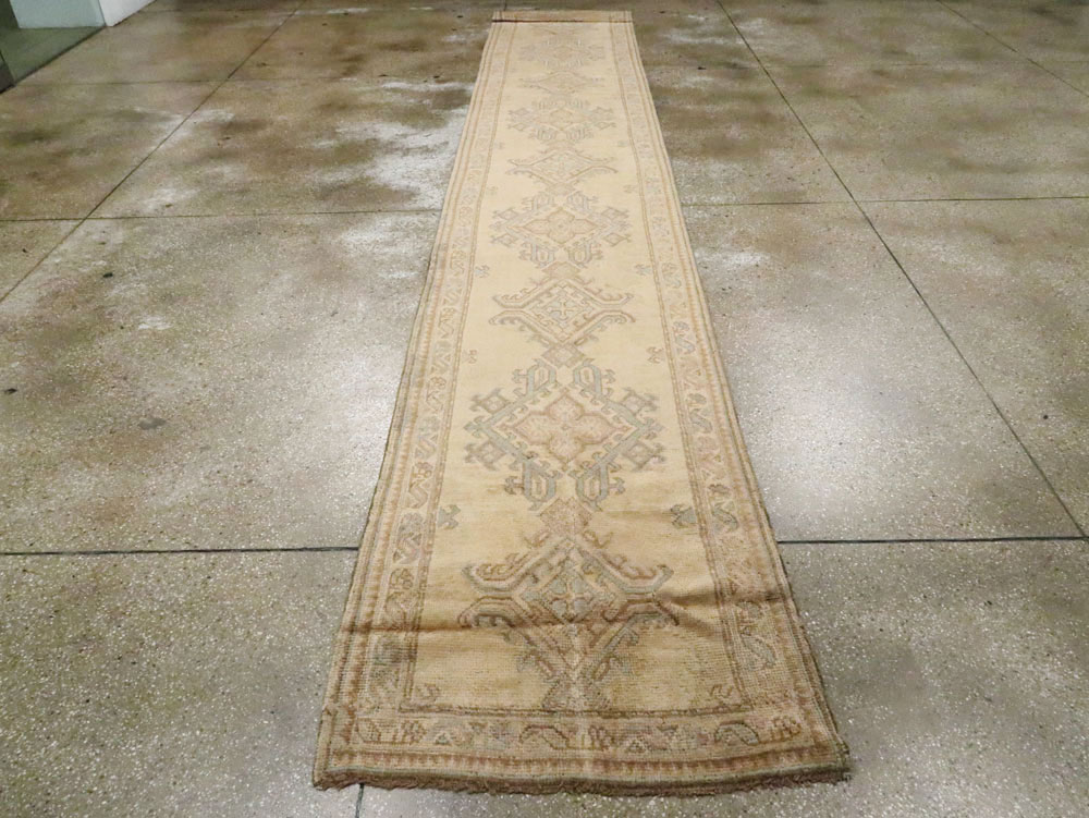 Antique Turkish Oushak Runner, No.17555 - Gss