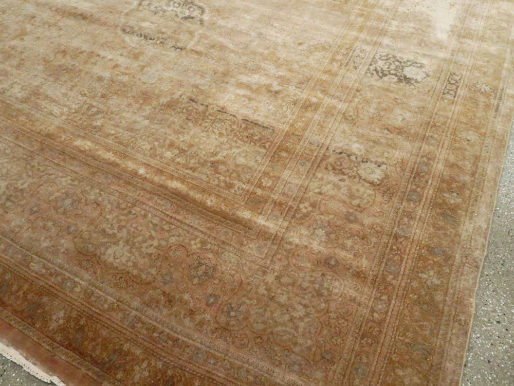 Antique Turkish Sivas Carpet, No.17556 - Gss