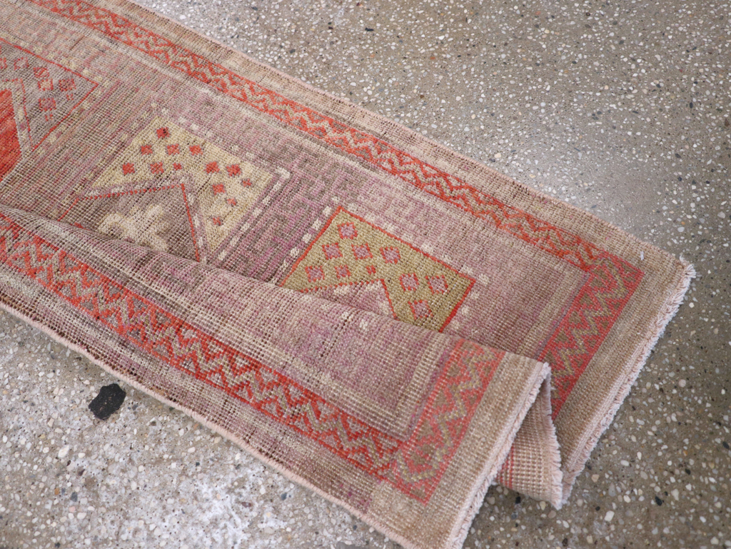 Vintage East Turkestan Khotan Saph Runner, No.17646 - Gss