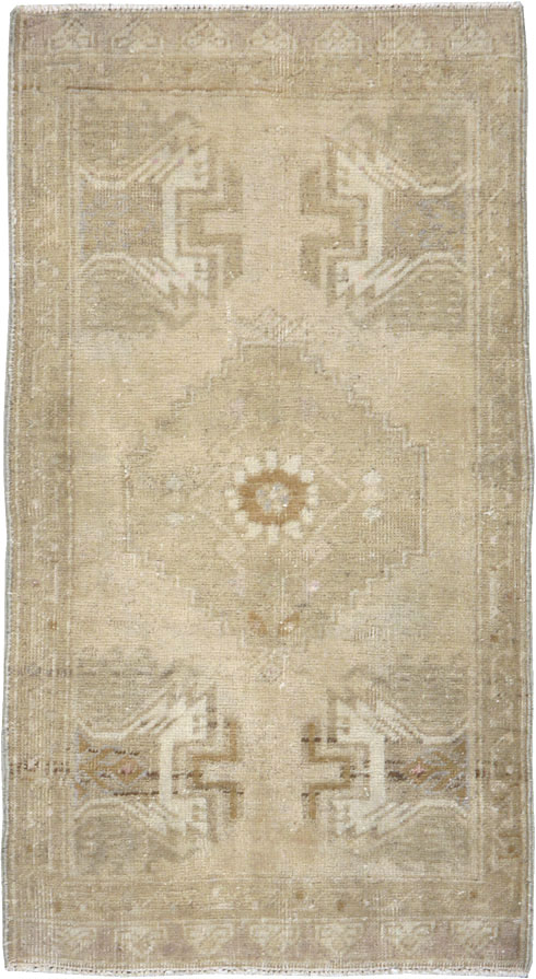 Antique Turkish Oushak Rug, No.17682 - Gss