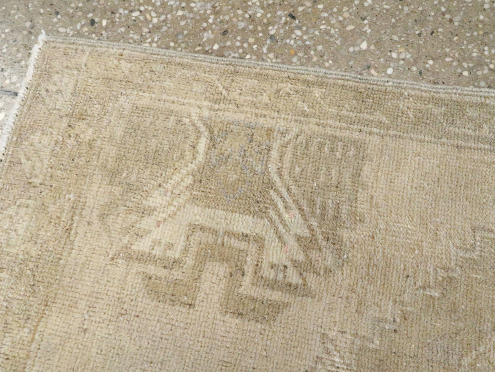 Antique Turkish Oushak Rug, No.17682 - Gss