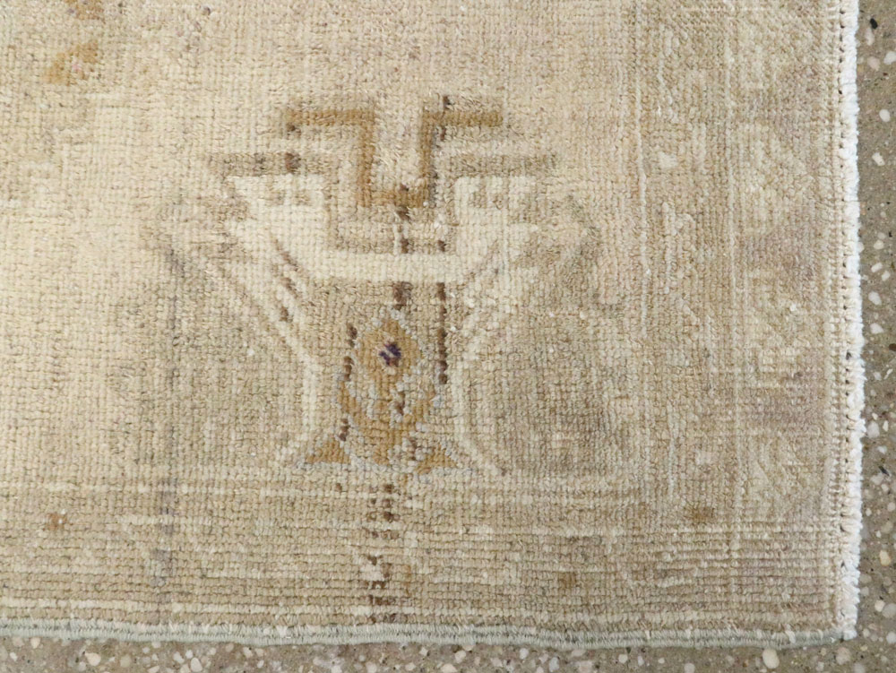 Antique Turkish Oushak Rug, No.17682 - Gss
