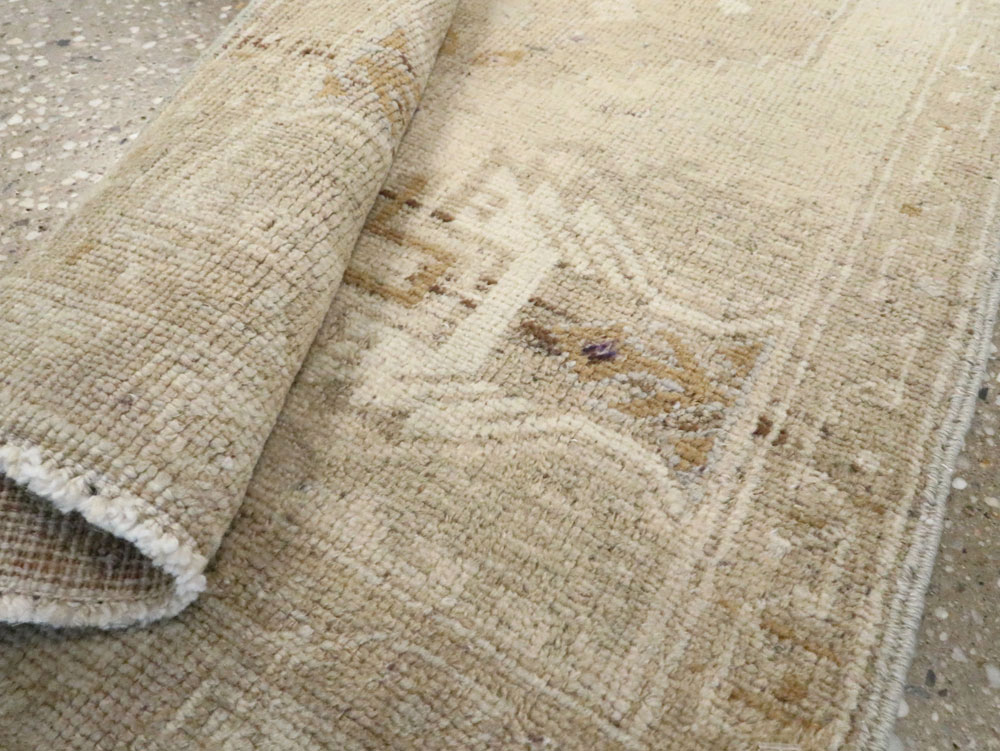 Antique Turkish Oushak Rug, No.17682 - Gss