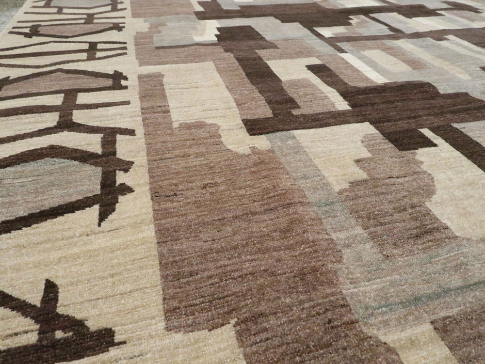 Modernist Persian Tabriz Carpet, No.17696 - Gss