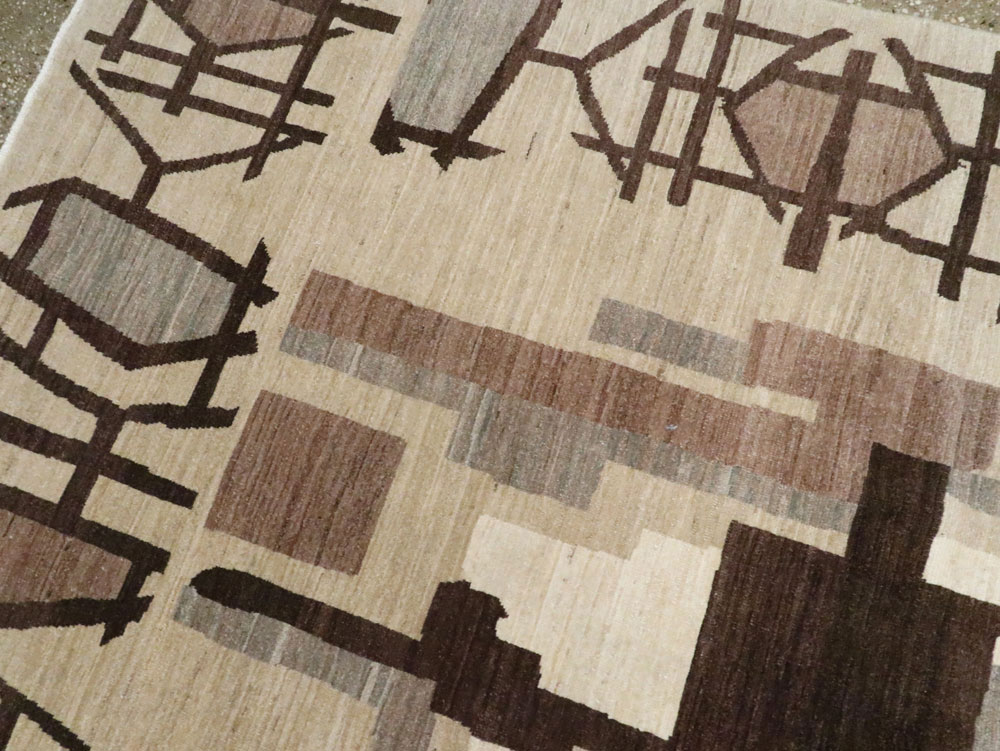 Modernist Persian Tabriz Carpet, No.17696 - Gss