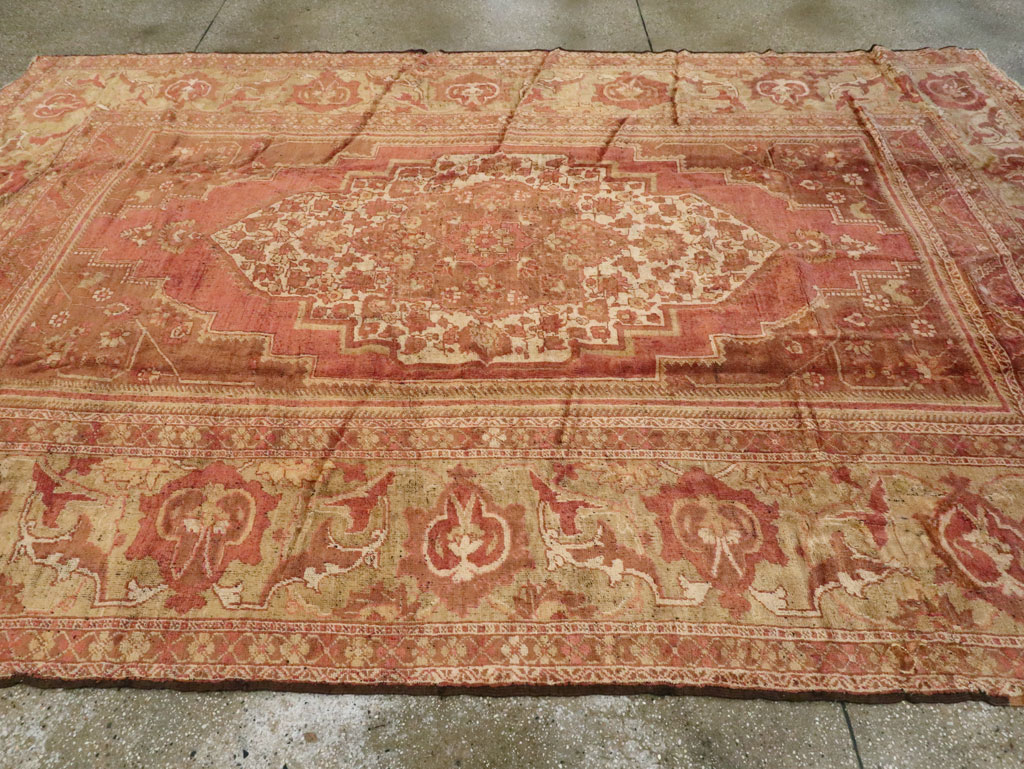 Antique Turkish Oushak Carpet, No.17739 - Gss