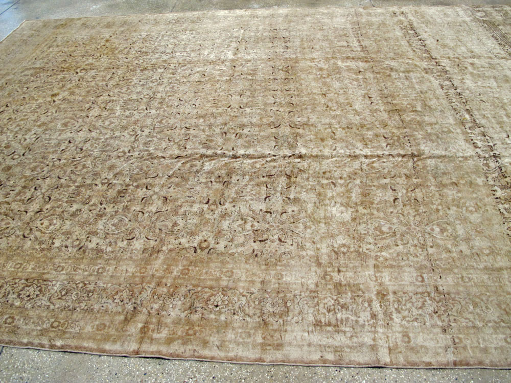 Antique Persian Mashad Carpet, No.17746 - Gss