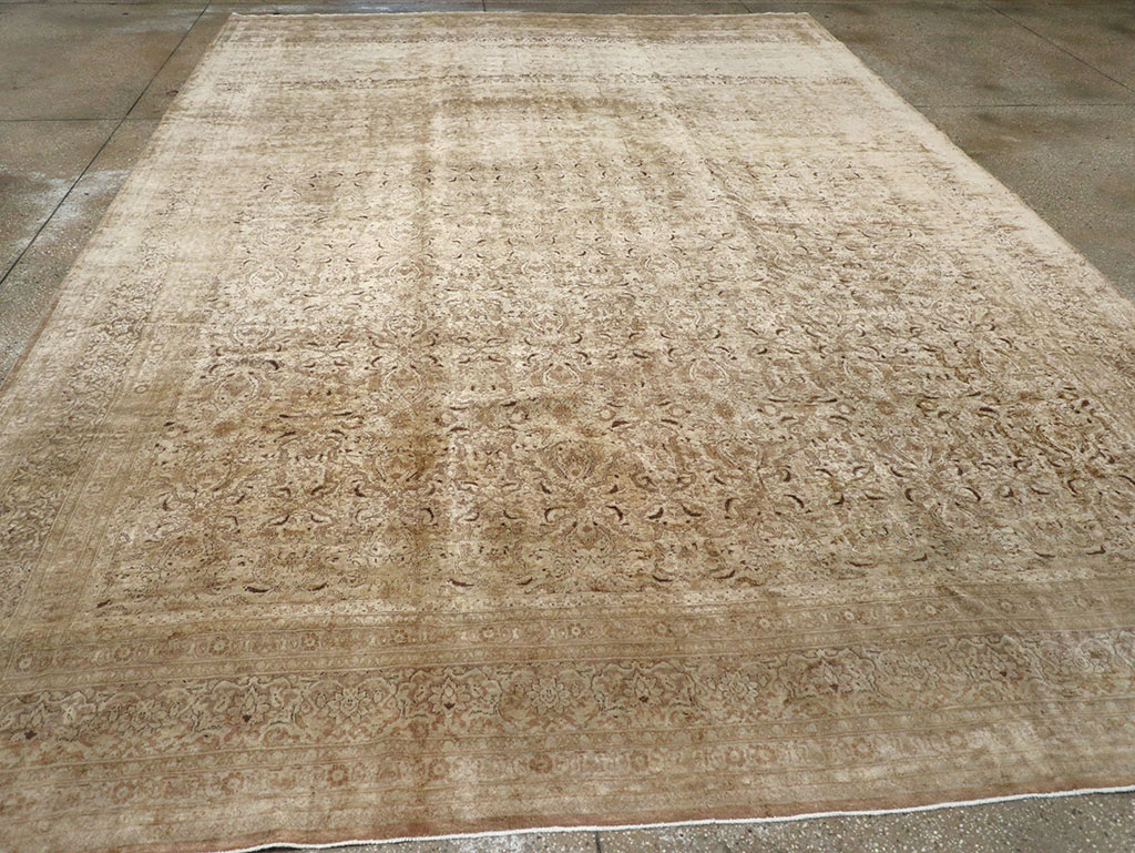 Antique Persian Mashad Carpet, No.17746 - Gss