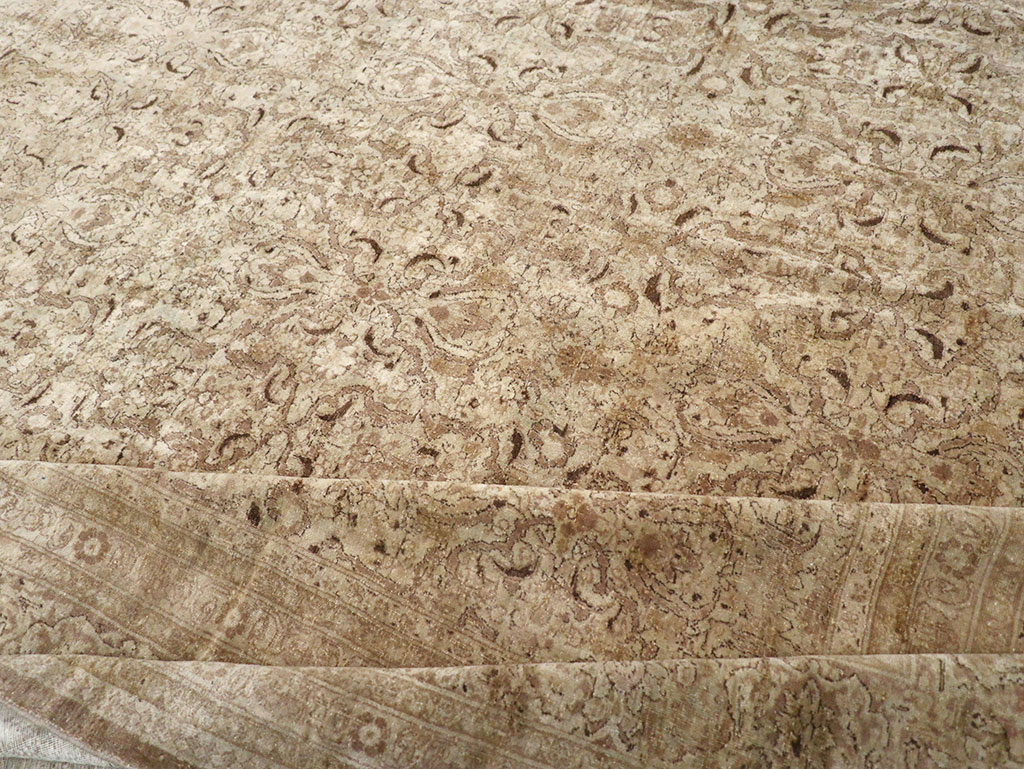 Antique Persian Mashad Carpet, No.17746 - Gss