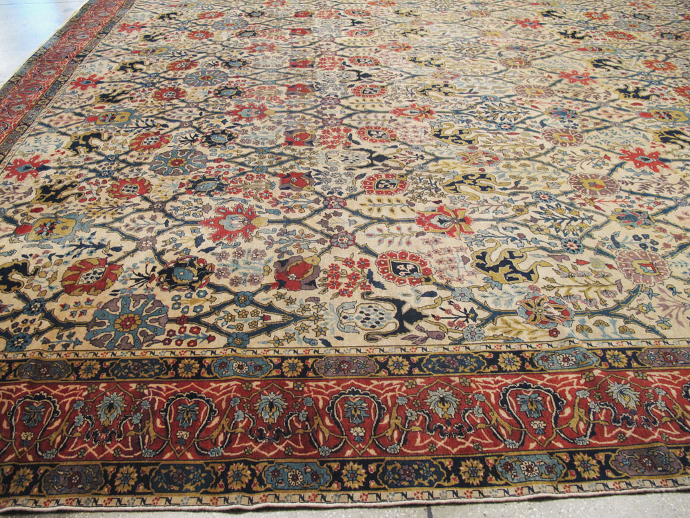 Antique Indian Lahore Square Carpet, No.17752 - Gss