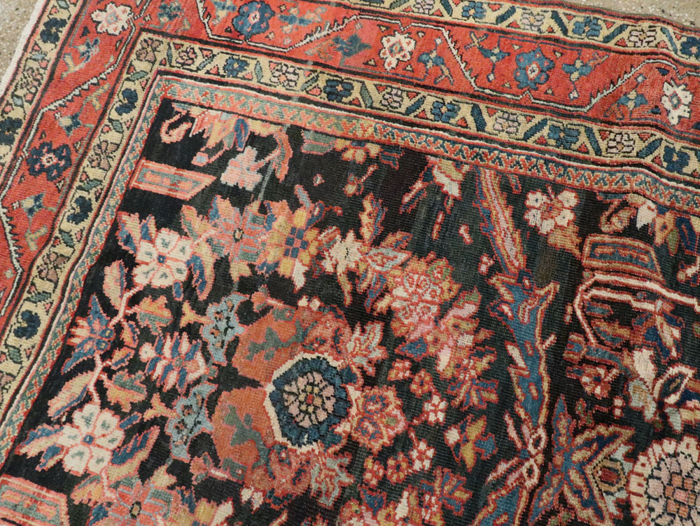 Antique Persian Mahal Carpet, No.17776 - Gss