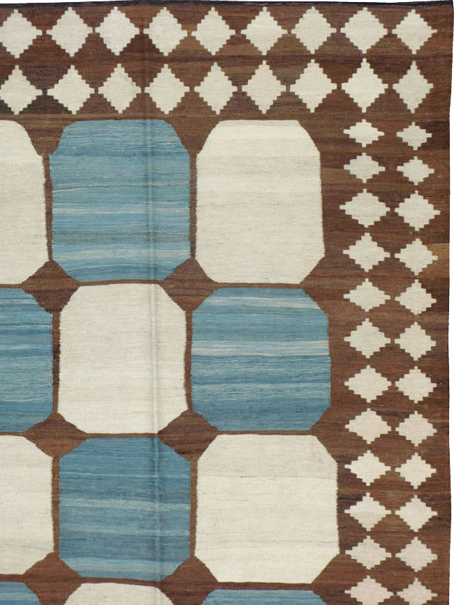 Modern Persian Kilim Room Size Rug, No.17825 - Gss