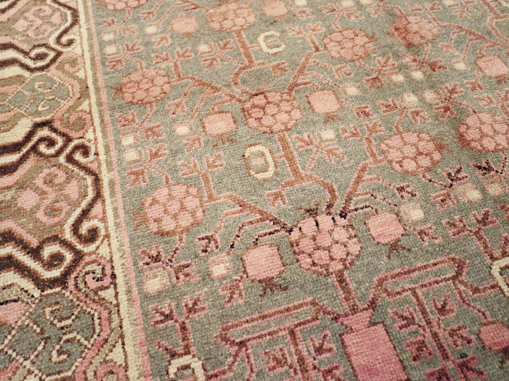 Vintage East Turkestan Khotan Carpet, No.17842 - Gss