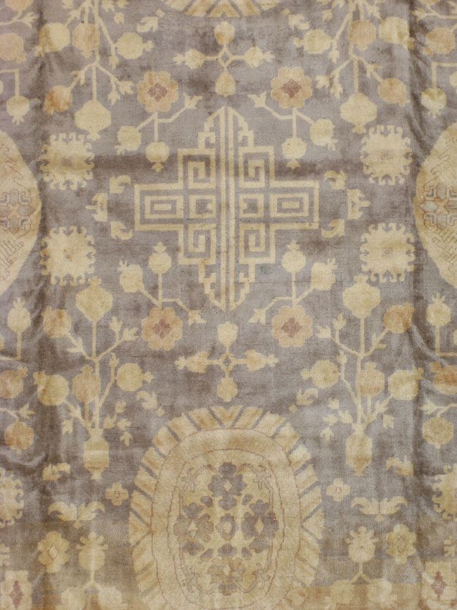 Vintage East Turkestan Khotan Carpet, No.17859 - Gss