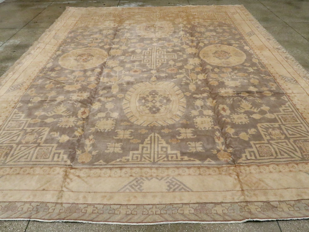 Vintage East Turkestan Khotan Carpet, No.17859 - Gss