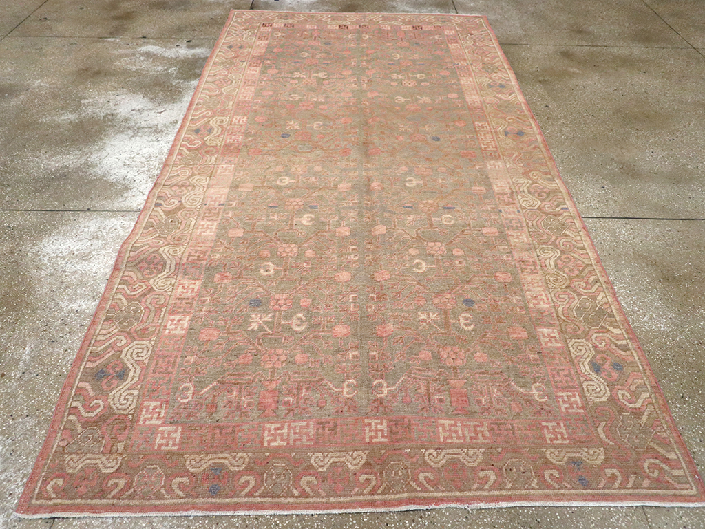 Vintage East Turkestan Khotan Carpet, No.17860 - Gss