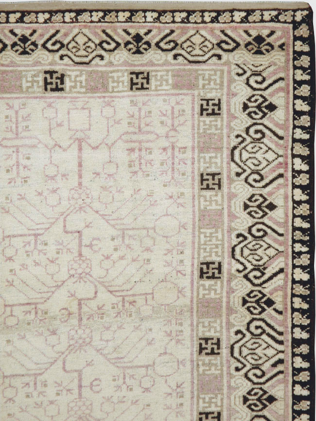 Vintage East Turkestan Khotan Carpet, No.17892 - Gss