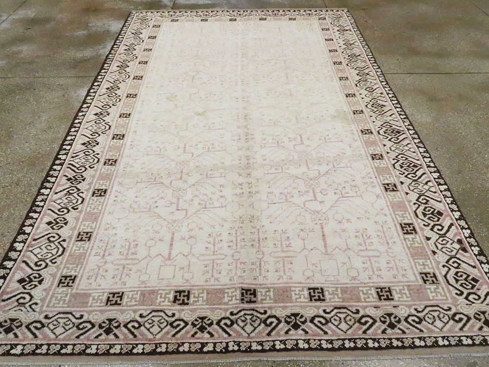 Vintage East Turkestan Khotan Carpet, No.17892 - Gss