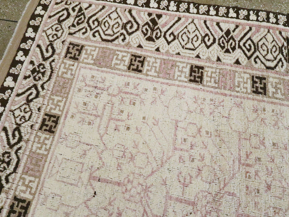 Vintage East Turkestan Khotan Carpet, No.17892 - Gss