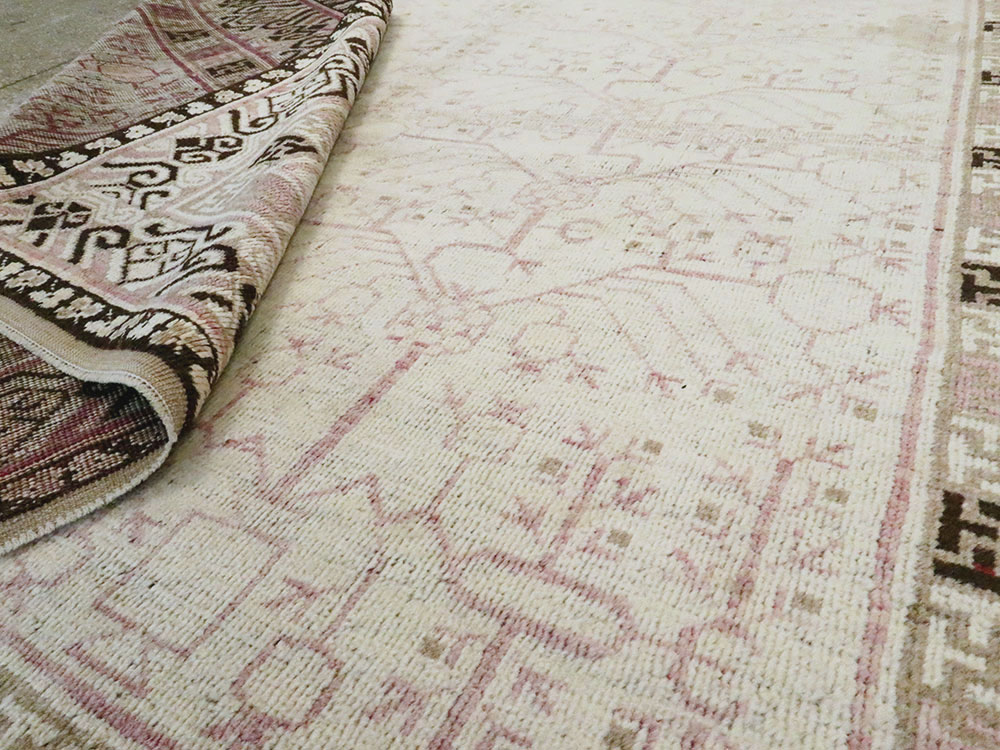 Vintage East Turkestan Khotan Carpet, No.17892 - Gss