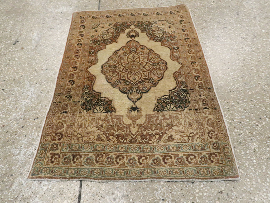 Antique Persian Tabriz Hagi Jalili Rug, No.17919 - Gss