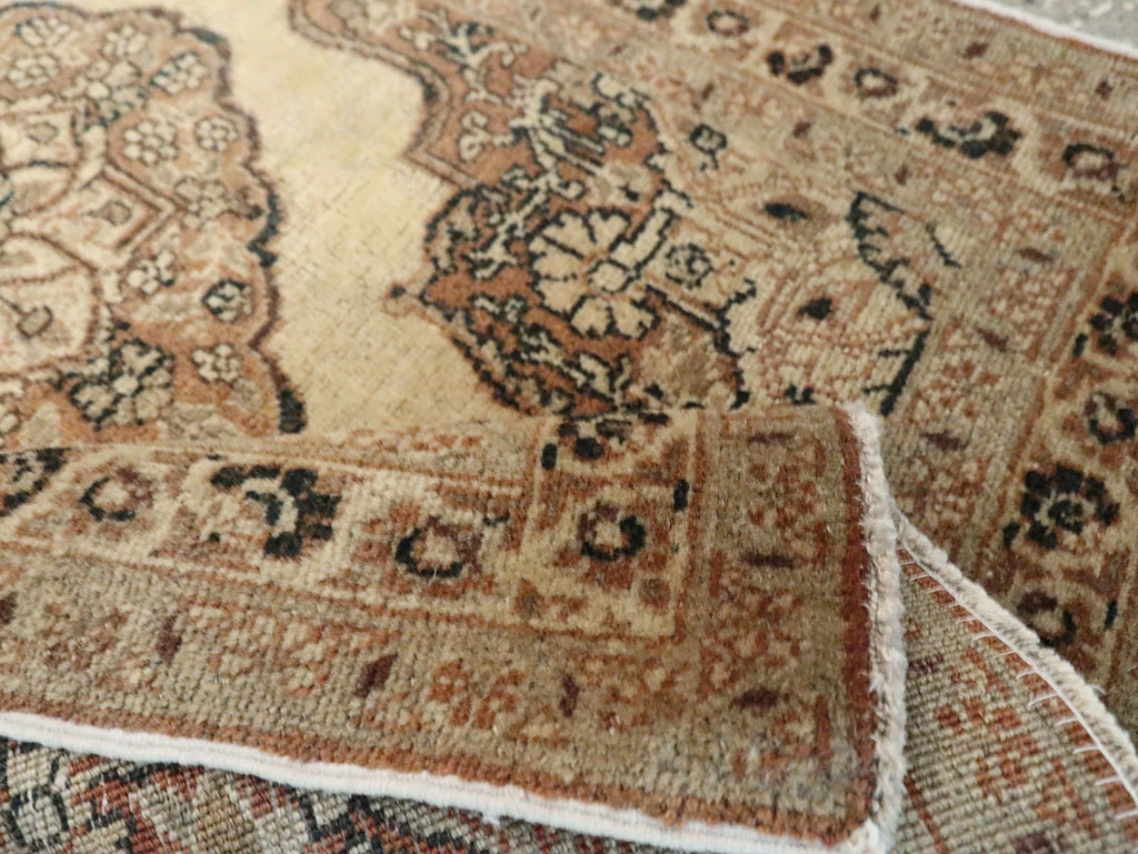 Antique Persian Tabriz Hagi Jalili Rug, No.17919 - Gss