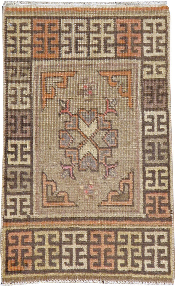 Antique East Turkestan Khotan Rug, No.17922 - Gss