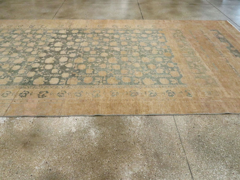 Antique East Turkestan Khotan Carpet, No.17926 - Gss