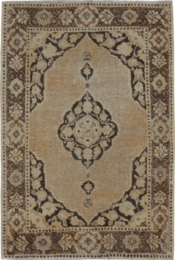 Antique Persian Tabriz Rug, No.17934 - Gss
