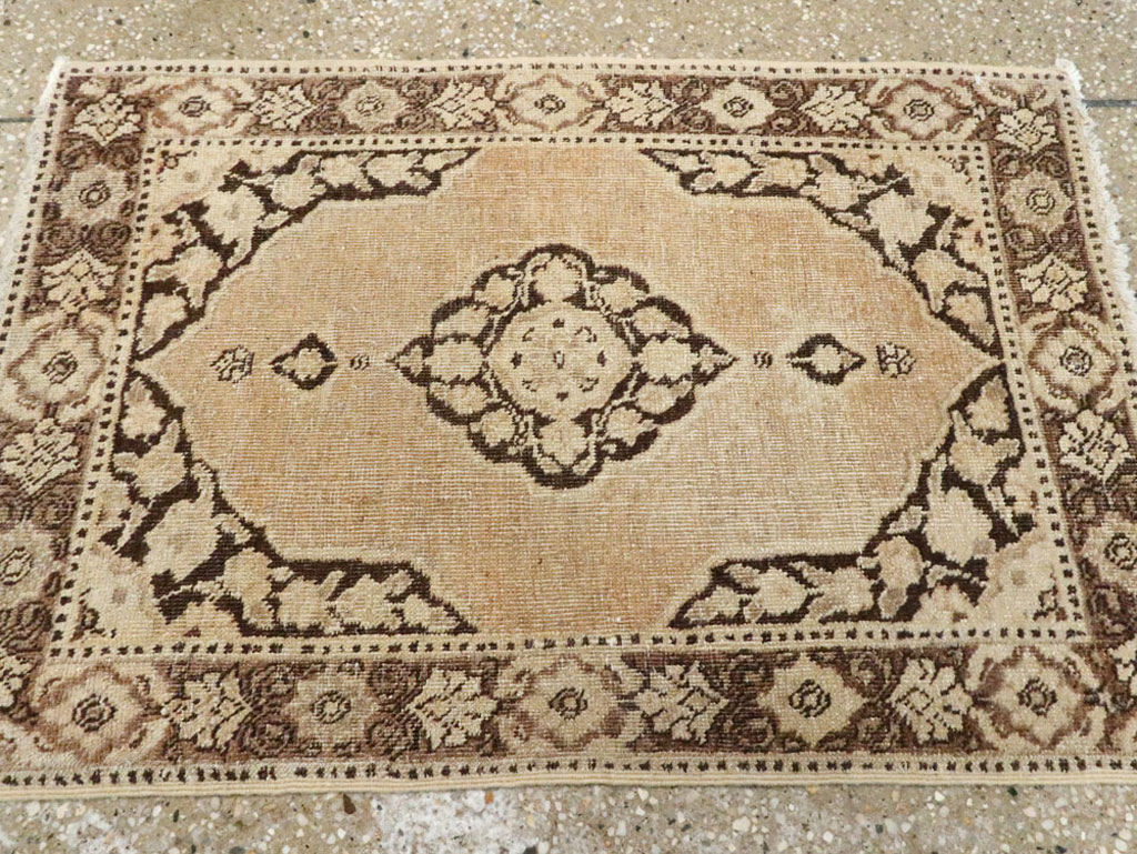 Antique Persian Tabriz Rug, No.17934 - Gss